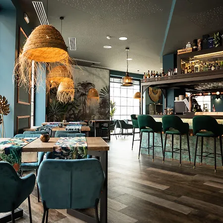 Gilmar Otel Orellana La Vieja