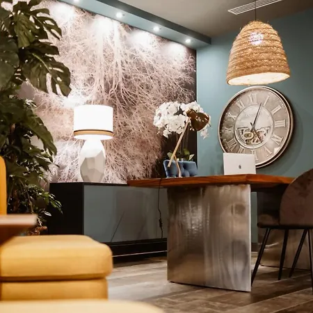 Gilmar Otel Orellana La Vieja